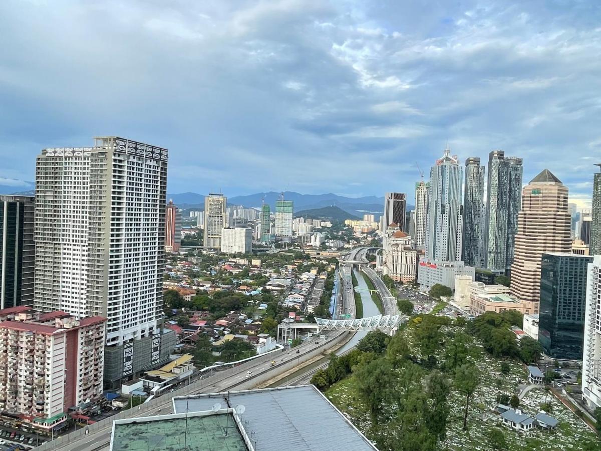 Kuala Lumpur Cherry Suites At Mercu Summer Suites Klcc Esterno foto